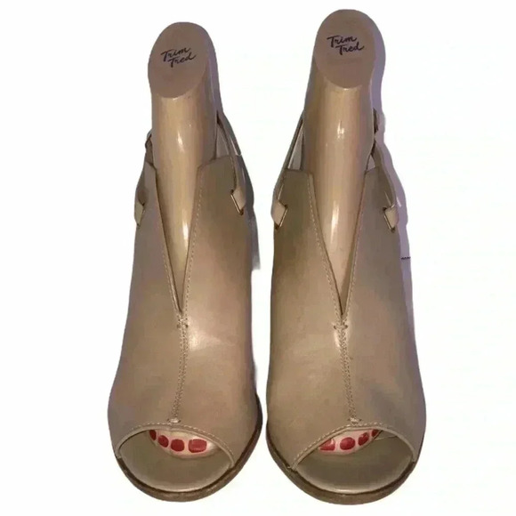 Vince Camuto Nevaeh Nude Shootie Size 6.5 - Picture 2 of 8